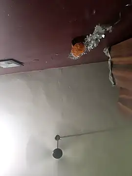 Snapshot of Eshwari_Chopra chatting on 03/16/26, 10:19 Eshwari Chopra online show from 03/16/26, 10:19