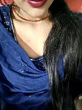 Snapshot of Eshwari_Chopra chatting on 03/25/26, 05:52 Eshwari Chopra online show from 03/25/26, 05:52