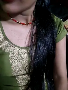 Snapshot of Eshwari_Chopra chatting on 04/03/26, 04:27 Eshwari Chopra online show from 04/03/26, 04:27