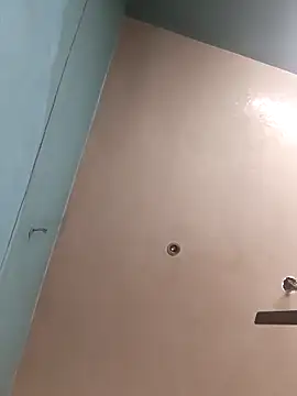 Snapshot of Eshwari_Chopra chatting on 04/05/26, 04:59 Eshwari Chopra online show from 04/05/26, 04:59