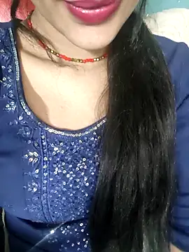 Snapshot of Eshwari_Chopra chatting on 04/06/26, 05:14 Eshwari Chopra online show from 04/06/26, 05:14
