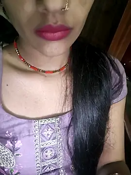 Snapshot of Eshwari_Chopra chatting on 04/10/26, 03:23 Eshwari Chopra online show from 04/10/26, 03:23