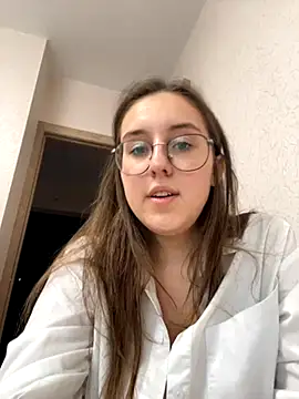 Snapshot of Vviikkssiikk chatting on 09/26/25, 02:32 Vviikkssiikk online show from 09/26/25, 02:32