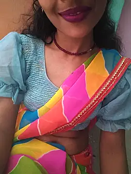 Snapshot of Eshna_Dabral chatting on 09/23/25, 02:42 Eshna Dabral online show from 09/23/25, 02:42