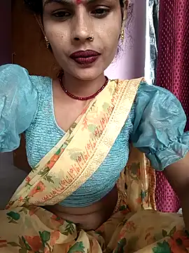 Snapshot of Eshna_Dabral chatting on 10/05/25, 08:34 Eshna Dabral online show from 10/05/25, 08:34