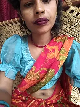 Snapshot of Eshna_Dabral chatting on 10/06/25, 01:14 Eshna Dabral online show from 10/06/25, 01:14