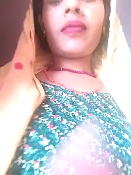 Snapshot of Eshna_Dabral chatting on 10/24/25, 02:41 Eshna Dabral online show from 10/24/25, 02:41