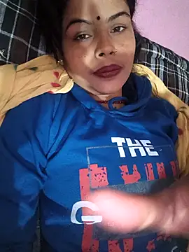 Eshna Dabral online show from 11/08/25, 03:34