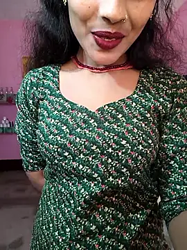 Eshna Dabral online show from 11/10/25, 03:27