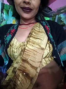 Eshna Dabral online show from 11/19/25, 01:27