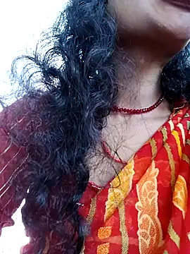 Eshna Dabral online show from 12/14/25, 04:07