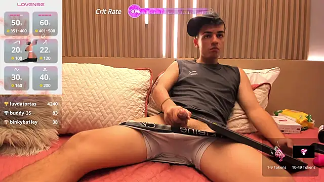 Hotboy21  online show from 03/21/25, 04:18