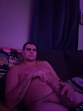 Snapshot of bearwalk203 chatting on 10/25/25, 01:46 bearwalk203 online show from 10/25/25, 01:46