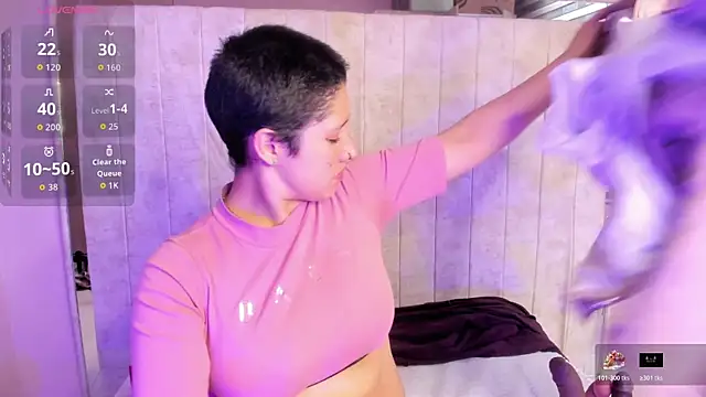 Snapshot of Elaine87_ chatting on 10/29/25, 08:43 Elaine87 online show from 10/29/25, 08:43