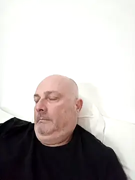 Alexis Bull online show from 03/05/26, 10:11