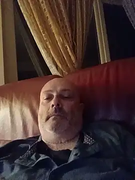 Snapshot of Alexis_Bull chatting on 05/16/26, 12:18 Alexis Bull online show from 05/16/26, 12:18