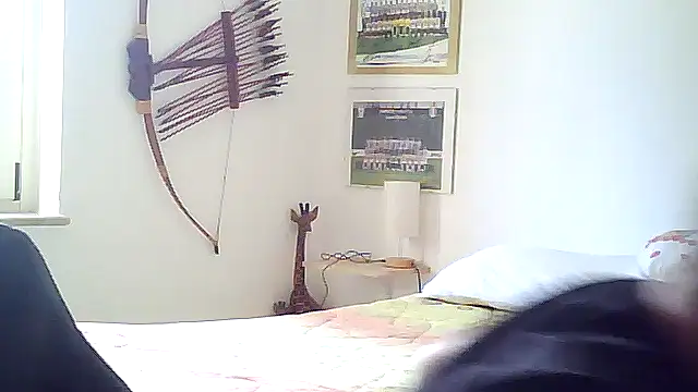 Snapshot of Alexis_Bull chatting on 05/19/26, 01:28 Alexis Bull online show from 05/19/26, 01:28