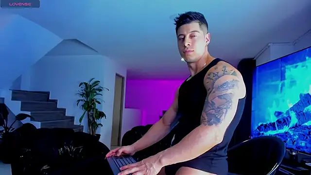 Lukas Green online show from 04/14/26, 02:39