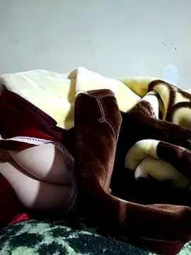 Snapshot of soma-1969 chatting on 03/19/25, 12:34 soma-1969 online show from 03/19/25, 12:34