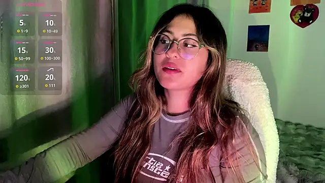 Snapshot of emma__bell_ chatting on 09/08/25, 11:26 emma bell online show from 09/08/25, 11:26