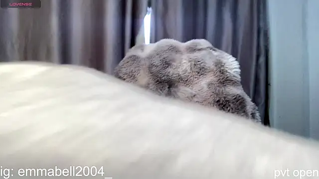 Snapshot of emma__bell_ chatting on 12/02/25, 05:08 emma bell online show from 12/02/25, 05:08