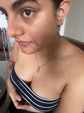 Snapshot of carlafox05 chatting on 03/16/26, 01:59 carlafox05 online show from 03/16/26, 01:59