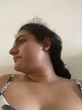 Snapshot of carlafox05 chatting on 04/06/26, 02:18 carlafox05 online show from 04/06/26, 02:18