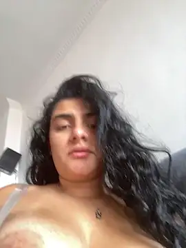 carlafox05 online show from 05/13/26, 02:47