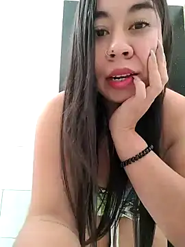 Snapshot of Yuli_Mars chatting on 02/19/26, 04:47 Yuli Mars online show from 02/19/26, 04:47