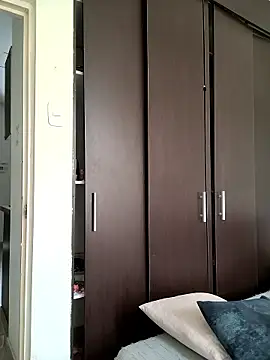 Snapshot of Yuli_Mars chatting on 03/28/26, 02:27 Yuli Mars online show from 03/28/26, 02:27