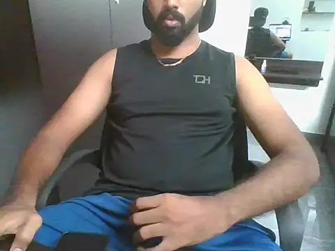 lovelyakash69 online show from 10/17/25, 06:38