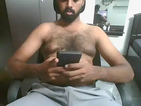 Snapshot of lovelyakash69 chatting on 02/20/26, 04:51 lovelyakash69 online show from 02/20/26, 04:51