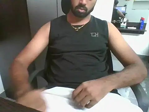 Snapshot of lovelyakash69 chatting on 03/11/26, 06:30 lovelyakash69 online show from 03/11/26, 06:30