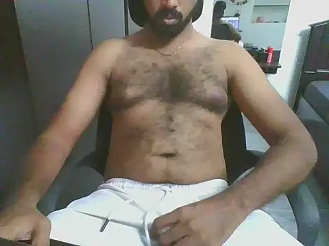 Snapshot of lovelyakash69 chatting on 04/13/26, 10:43 lovelyakash69 online show from 04/13/26, 10:43