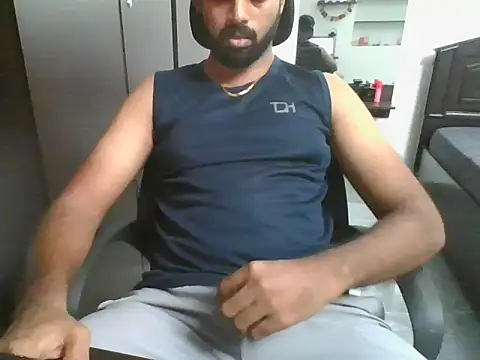 Snapshot of lovelyakash69 chatting on 04/16/26, 12:28 lovelyakash69 online show from 04/16/26, 12:28