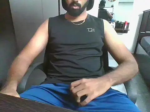 lovelyakash69 online show from 05/11/26, 05:57