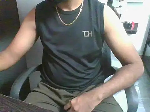 lovelyakash69 online show from 05/25/26, 06:52
