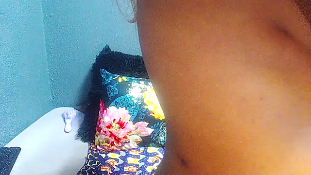 Snapshot of SMALLBOOBSXX chatting on 05/20/26, 05:24 SMALLBOOBSXX online show from 05/20/26, 05:24
