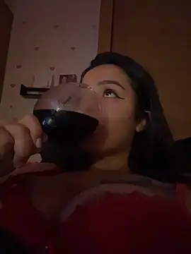 Manu 2002  online show from 05/20/26, 02:51