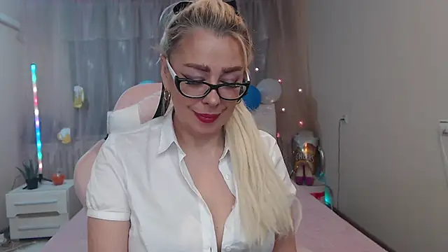 KatrinaCharm online show from 10/08/25, 06:22