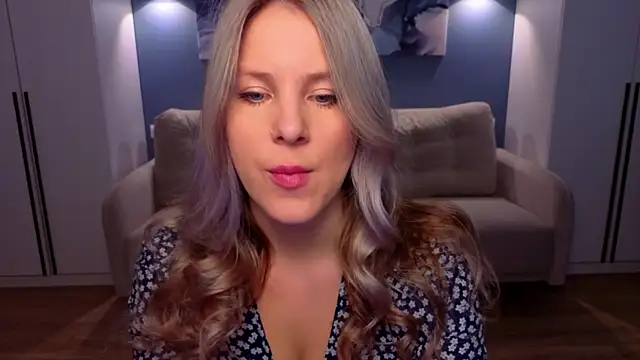 MelanieBennett online show from 03/30/26, 08:04