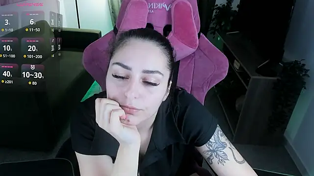 Snapshot of ValeriiMills chatting on 03/30/26, 03:02 ValeriiMills online show from 03/30/26, 03:02