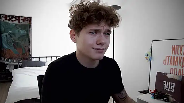 DanyDavis online show from 09/17/25, 08:38