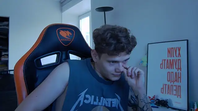 DanyDavis online show from 10/10/25, 08:24