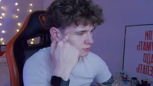 DanyDavis online show from 11/28/25, 05:04