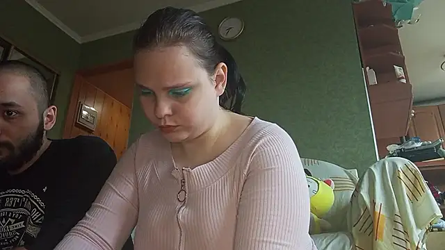 Snapshot of SweetPiggyx chatting on 04/23/26, 12:29 SweetPiggyx online show from 04/23/26, 12:29