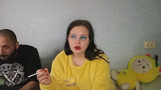 Snapshot of SweetPiggyx chatting on 04/24/26, 07:49 SweetPiggyx online show from 04/24/26, 07:49