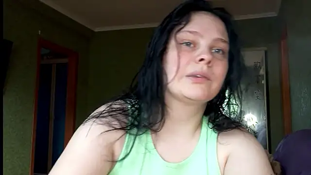 Snapshot of SweetPiggyx chatting on 05/11/26, 04:04 SweetPiggyx online show from 05/11/26, 04:04