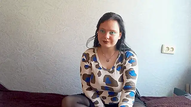 Snapshot of SweetPiggyx chatting on 06/02/26, 01:35 SweetPiggyx online show from 06/02/26, 01:35