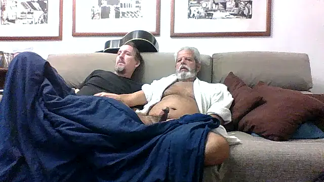 Snapshot of CasalcwBR chatting on 05/19/26, 03:57 CasalcwBR online show from 05/19/26, 03:57